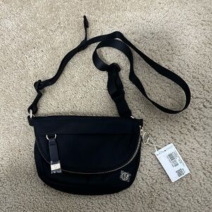 Lululemon All Night Festival Bag Crossbody *Micro in Black & Gold NWT